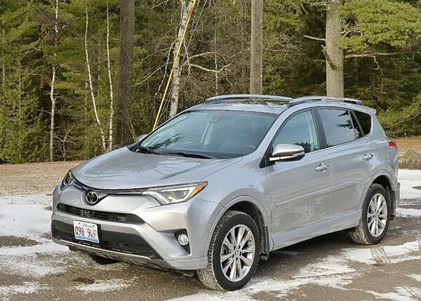  Pointy snout sets off the new look adopted for the 2017 RAV4. Photo credit: John Gilbert