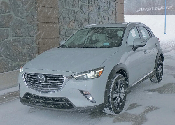 Pearlescent white doesn’t stop the 2018 Mazda CX-3 from standing out in a Minnesota blizzard. Photo credit: John Gilbert