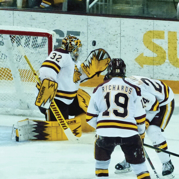 UMD goalie Hunter Shepard was willing to juggle to hold Miami to one goal in both  playoff games. Photo credit: John Gilbert