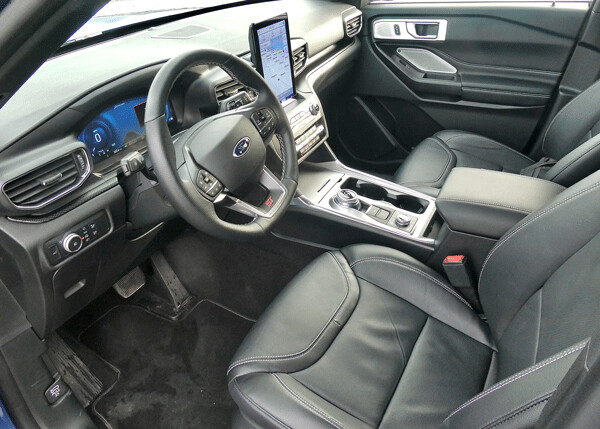 The plush but rugged leather interior sets off the new interior design of the Explorer ST. Photo credit: John Gilbert