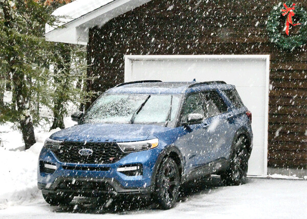 The new Explorer with 400 horsepower from its 3.0-liter turbo is a solid and secure way to handle even blizzard conditions. Photo credit: John Gilbert
